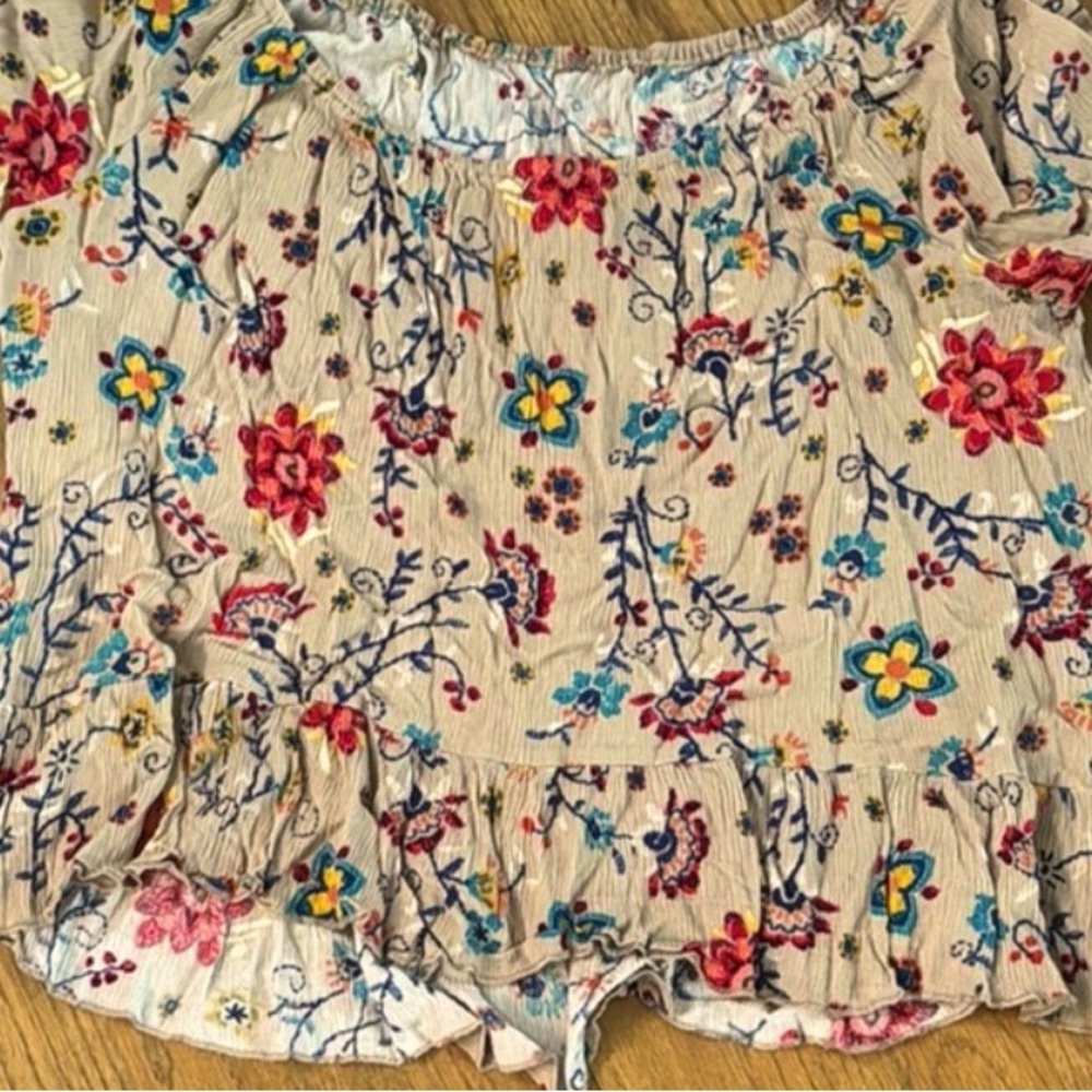 Floral Cropped Top L | Off shoulder cropped top L - Picture 2 of 5